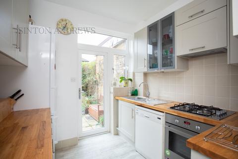 99 Highview Road, London, W13 0HL