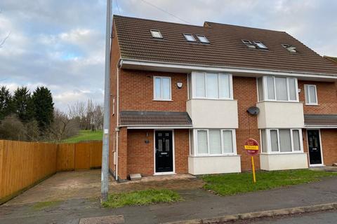 19 Greenview Drive, Northampton, NN2 7LA