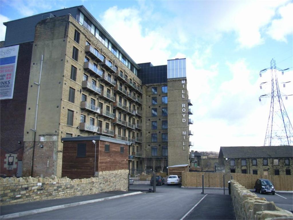 Millroyd Mill, Huddersfield Road, Brighouse, West Yorkshire, HD6 2 bed