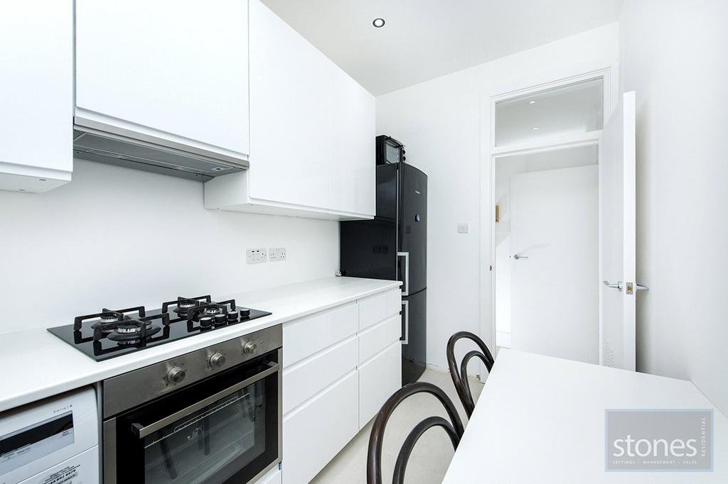 Apartment in London - More