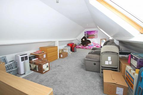 19 Dudley Road, Feltham, TW14 8EJ