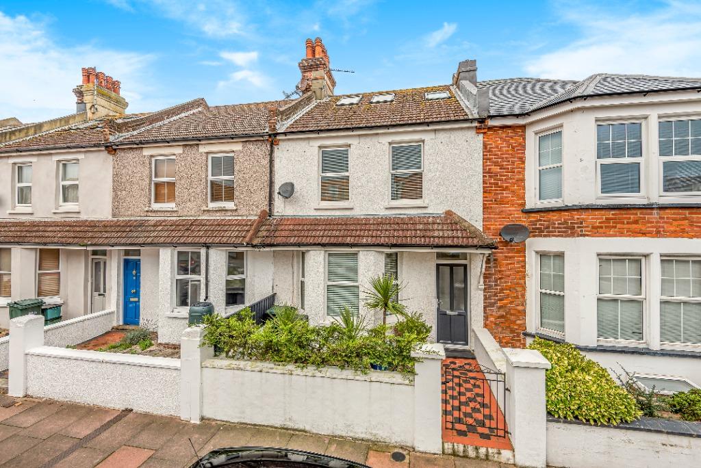 Rylstone Road, Eastbourne, BN22 7HG 2 bed terraced house £360,000
