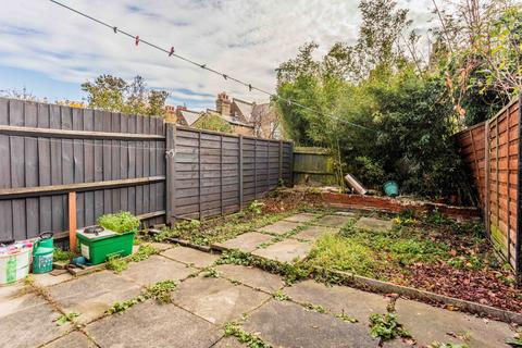 58 Morley Avenue, London, N22 6NG