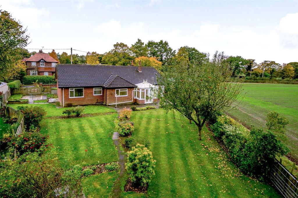 School Lane, Higher Whitley, Warrington, Cheshire, WA4 3 bed bungalow £495,000