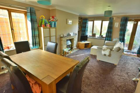 64 Crusader Road, Bournemouth, BH11 9TZ