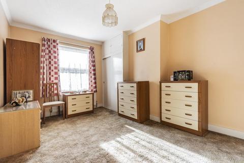 57 Grasmere Road, Lightwater, GU18 5TL