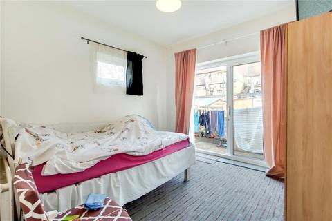 27b Ranelagh Road, Wembley, HA0 4TW