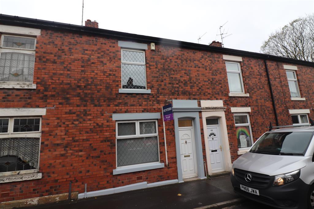 Queen Victoria Street, Blackburn, BB2 2RZ 3 bed terraced house £595
