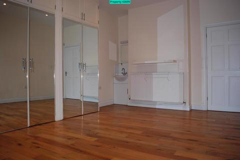 Flat 2, Douro House Douro Road, Cheltenham, GL50 2PQ