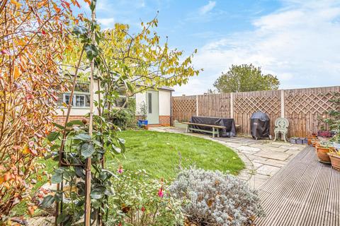 28 Edenvale Road, Mitcham, CR4 2DN