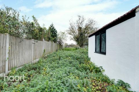 21 Highcross Road, Southfleet, Gravesend, DA13 9PH