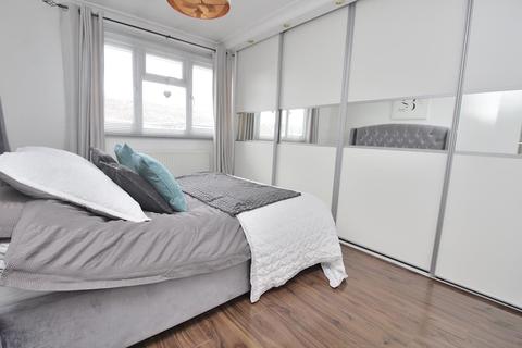 25 Boydin Close, Witham, CM8 1PD