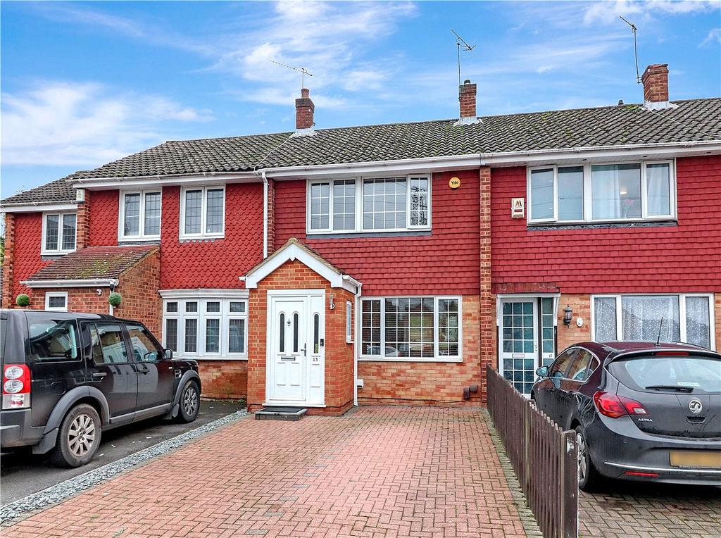 Cranefield Drive, Garston, Watford, Herts, WD25 3 bed terraced house