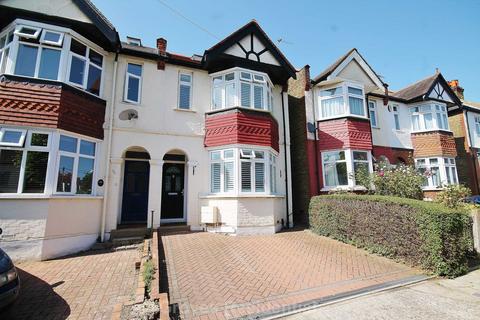 58 Kings Avenue, New Malden, KT3 4DT