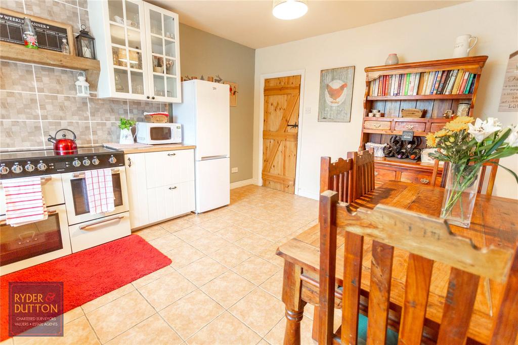 Kitchen Dining Room: