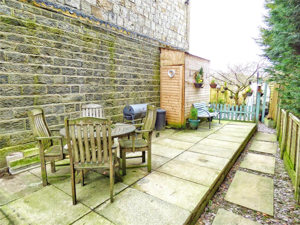 Side Patio Garden: