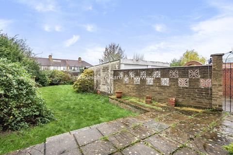 19 Braemar Gardens, West Wickham, BR4 0JN