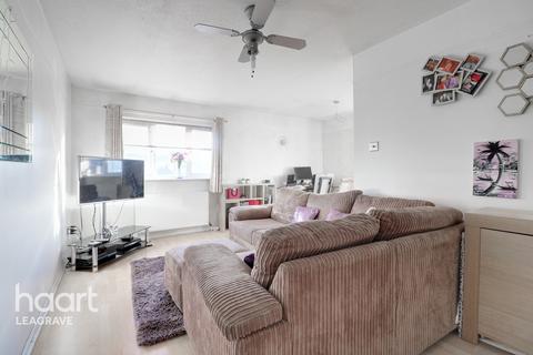 21, Downlands Court Browning Road, Luton, LU4 0LW