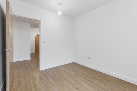 2 bedroom apartment to rent, Royal Winchester House,  Bracknell,  RG12