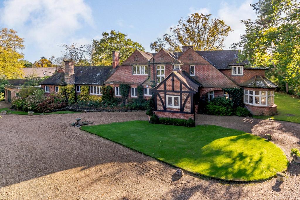 St. Leonards Hill, Windsor, Berkshire 6 bed detached house £2,750,000