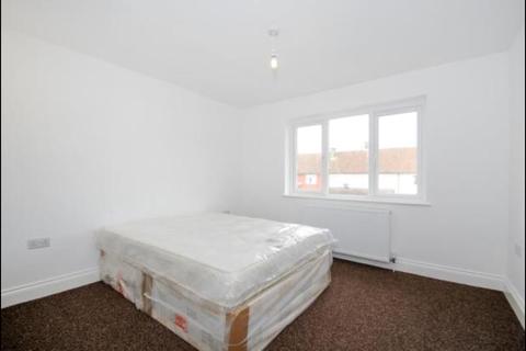 6 bedroom semi-detached house to rent - Masons Road, Headington