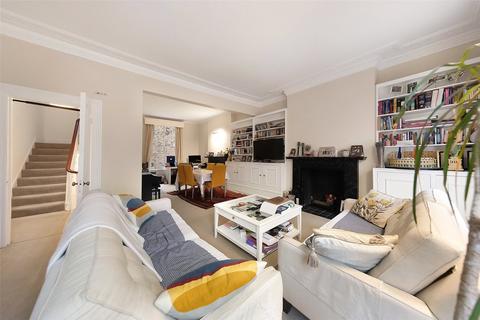 3 bedroom maisonette to rent, Abingdon Road, Kensington, London