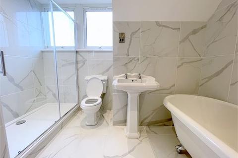 40a Randlesdown Road, Bellingham, London, SE6 3BT
