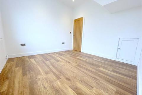 40a Randlesdown Road, Bellingham, London, SE6 3BT