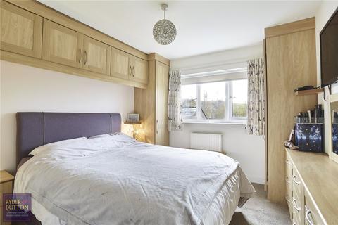 8 Heather Way, Diggle, Oldham, OL3 5PZ