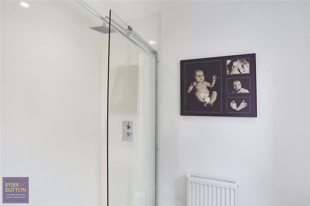 Ensuite Shower