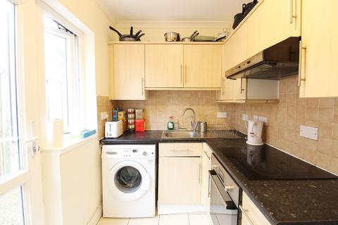 40 Kitchener Road, Southampton, SO17 3SG