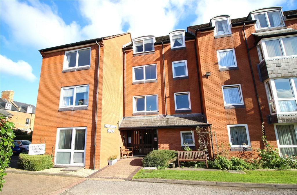 Homeberry House, 13 Ashcroft Gardens, Cirencester, GL7 1 bed apartment