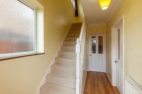 131 Daventry Road, Romford, RM3 7RD