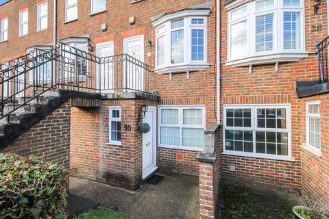 30 Regency Way, Bexleyheath, DA6 8BT
