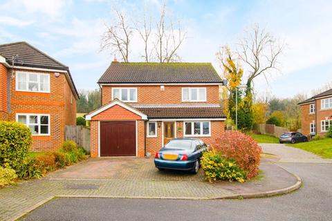 3 Asprey Grove, Caterham, CR3 6BR