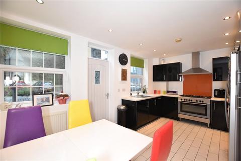 2a Albert Road, Morley, Leeds, LS27 8JU