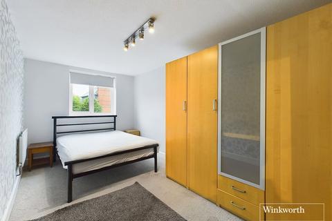 undefined, Mayflower Court, Highbridge Wharf, Reading, Berkshire, RG1