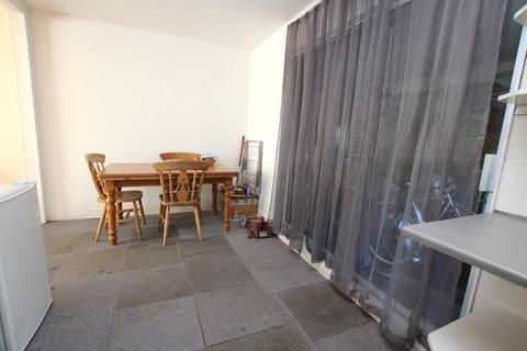 14 Stour Road, Crayford, Dartford, DA1 4PJ
