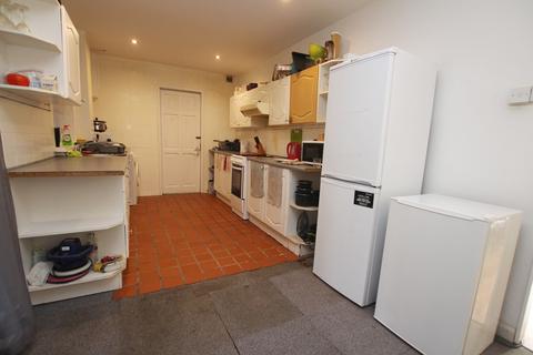 14 Stour Road, Crayford, Dartford, DA1 4PJ