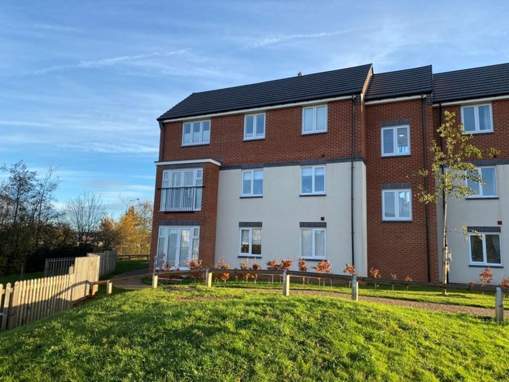Collis Close, Burntwood 2 bed apartment £140,000