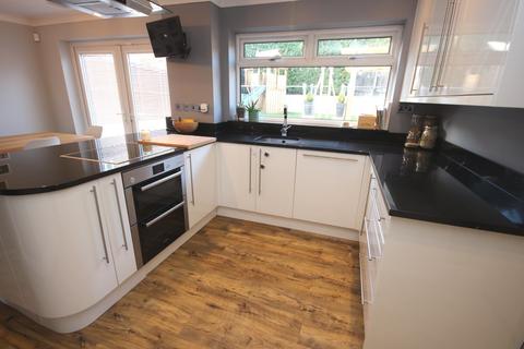 36 Cedar Drive, Sutton At Hone, Dartford, DA4 9EN