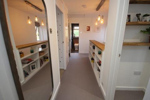 36 Cedar Drive, Sutton At Hone, Dartford, DA4 9EN