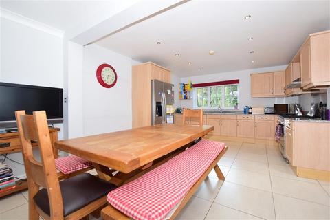 39a Woodmansterne Street, Banstead, SM7 3NQ