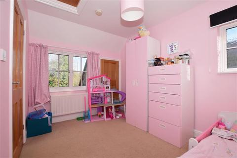 39a Woodmansterne Street, Banstead, SM7 3NQ