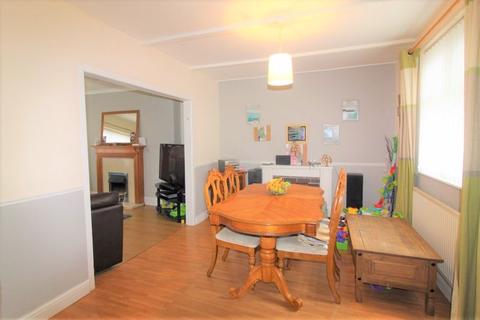 42 Archer Road, Cardiff, CF5 4FR