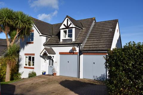 8 Greenfield Close, Bideford, EX39 3RY