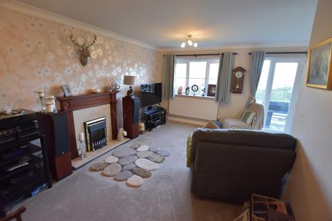 8 Greenfield Close, Bideford, EX39 3RY