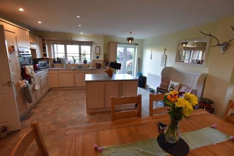 8 Greenfield Close, Bideford, EX39 3RY