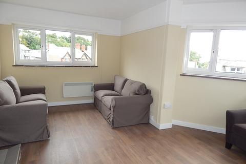 3 bedroom apartment to rent - Deiniol Road, Bangor, Gwynedd, LL57