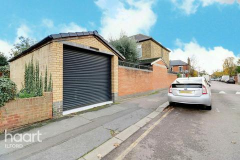 51 Bedford Road, Ilford, IG1 1EL